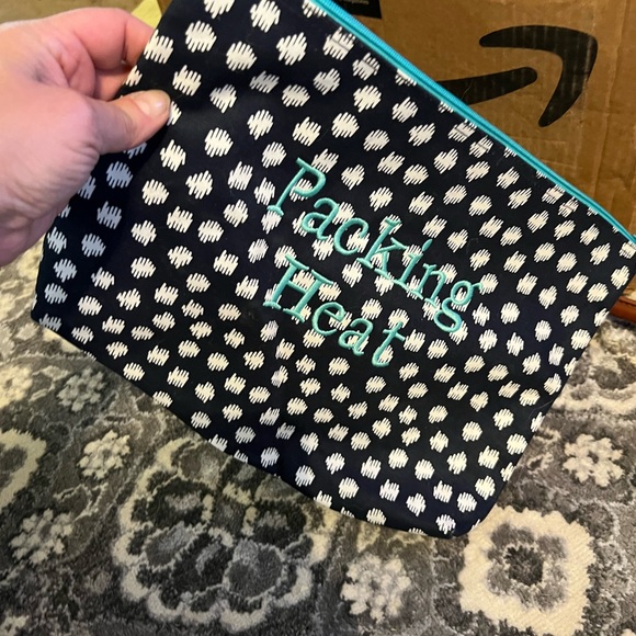 Thirty One Zipper Pouch - Picture 2 of 2